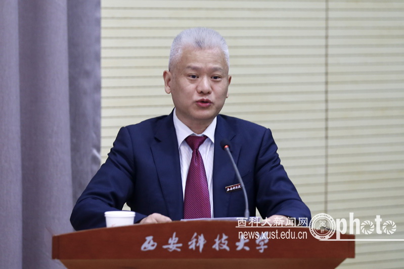 邓军.jpg 原来名称也丢了